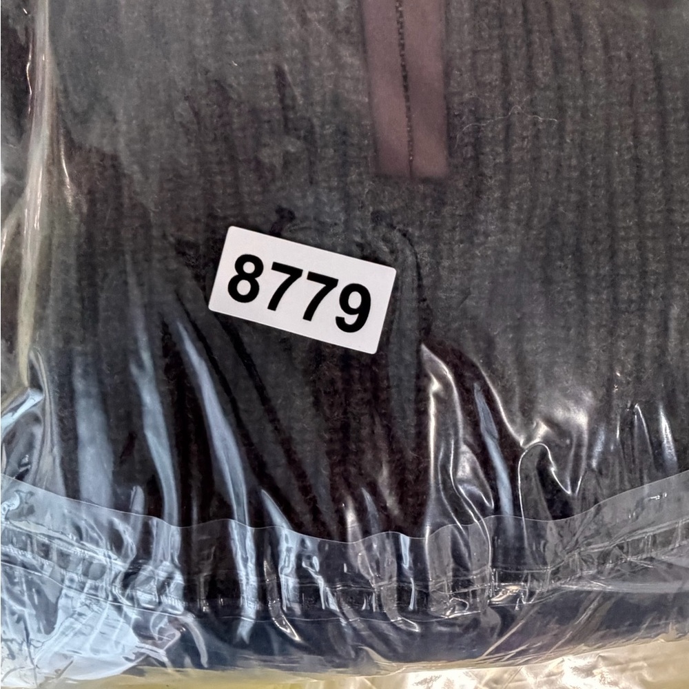 L.L. Bean Men's Size Small Waterfowl 100% Wool Charcoal Zip-Up Sweater - Picture 10 of 10